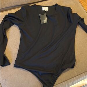 Privacy Please Classic Black Top